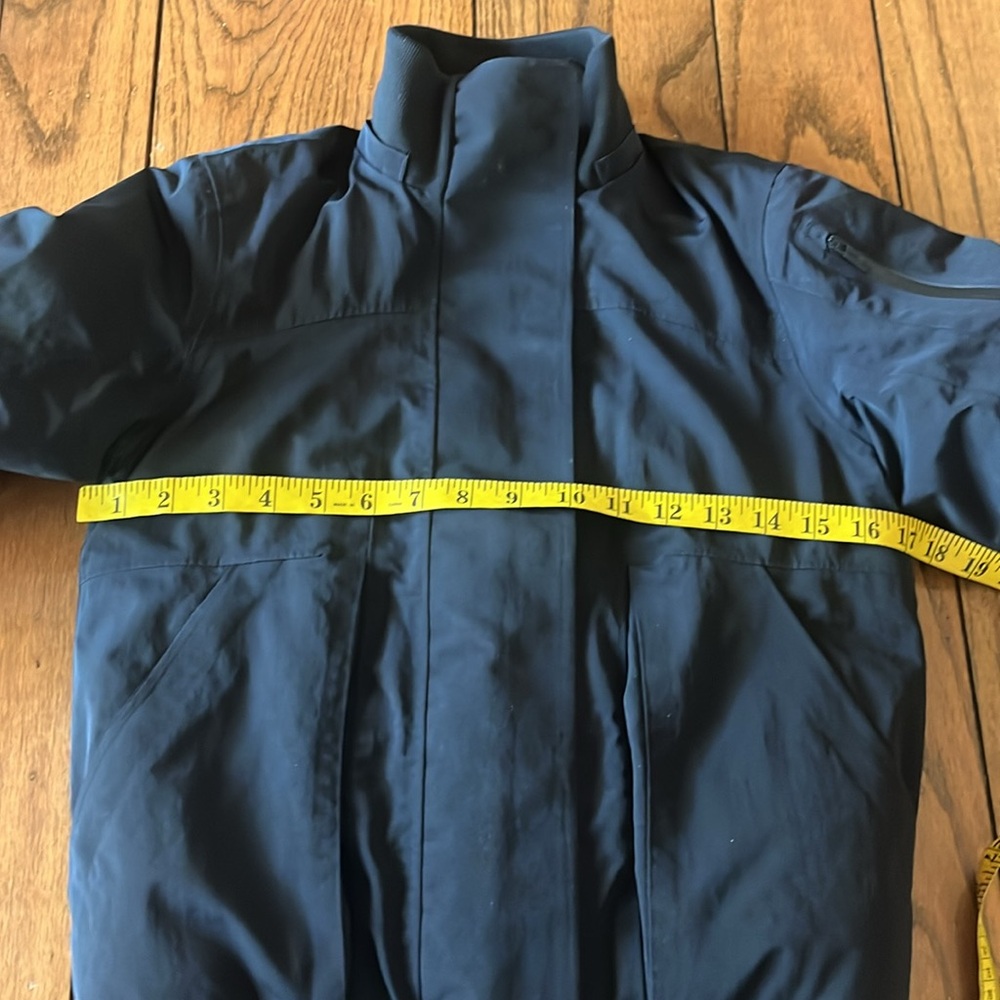 Lululemon Winter Warrior Bomber Coat Jacket Black Without hooded Size 0 - Picture 13 of 13